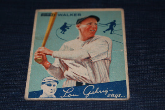 1934 World Wide Gum Dixie Walker Baseball Card #86 - Vintage Indy Sports