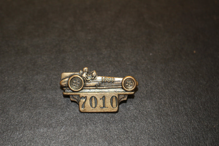 1959 Indianapolis 500 Bronze Pit Badge #7010 - Vintage Indy Sports