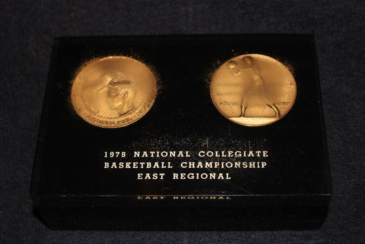 1978 NCAA East Regional Indiana University Players Medallion Display - Vintage Indy Sports