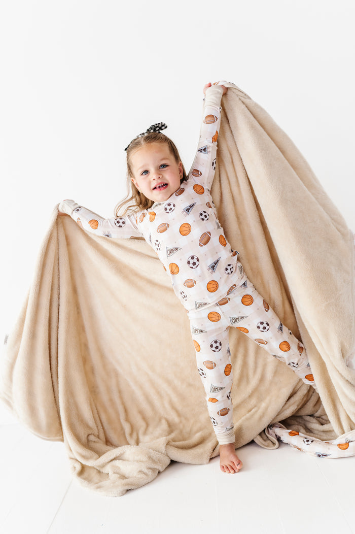 Game Day Gingham Oversized Fuzzy Blanket