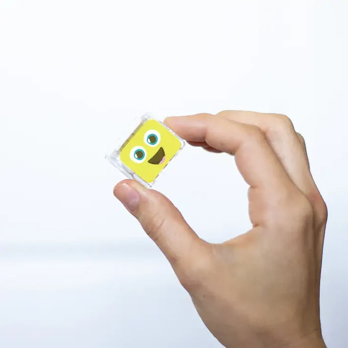 Glo Pals Alex Yellow Light-Up Cubes