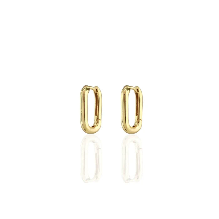 Kris Nations – Oval Hinged Huggie Hoop Earrings in 18K Gold Vermeil