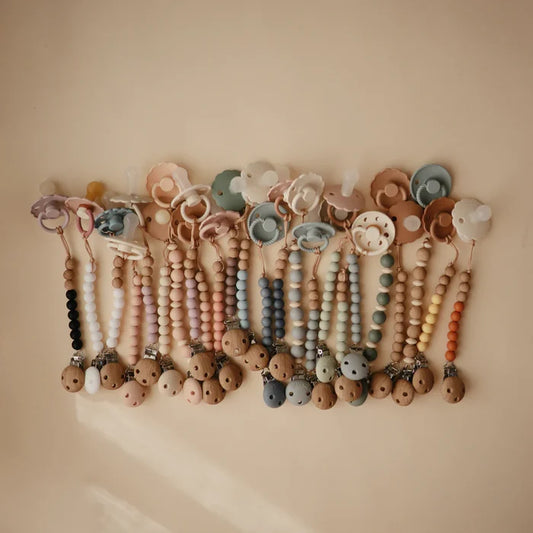 Mushie - Luna Pacifier Clip