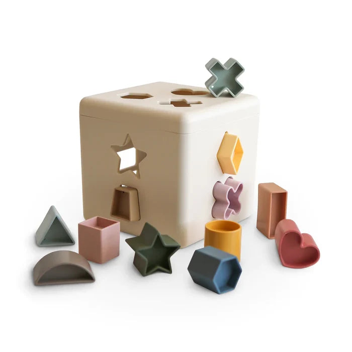 Mushie – Shape Sorting Box
