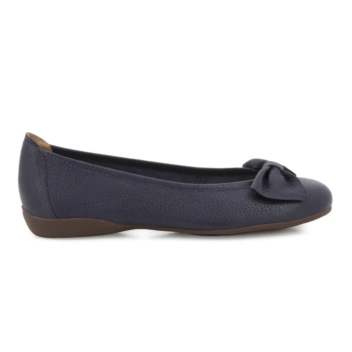 Nadalia Flats Blue Leather