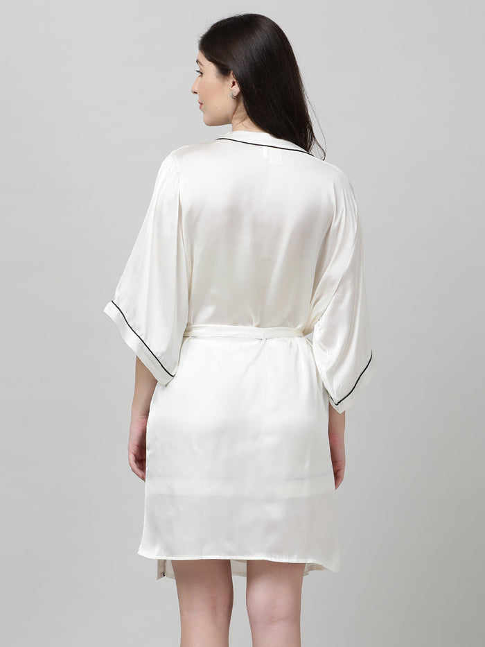 NIGHT GOWN