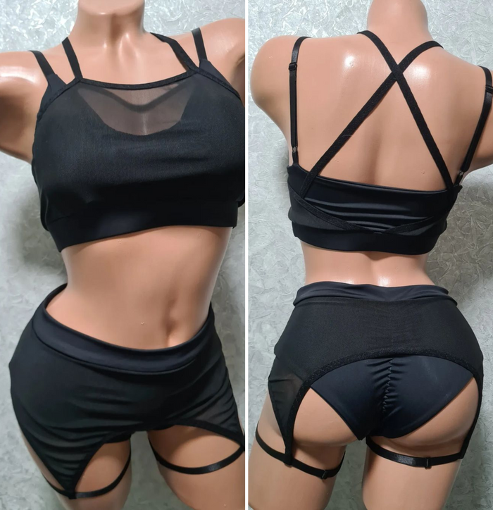 Pole dance costume with garter belt