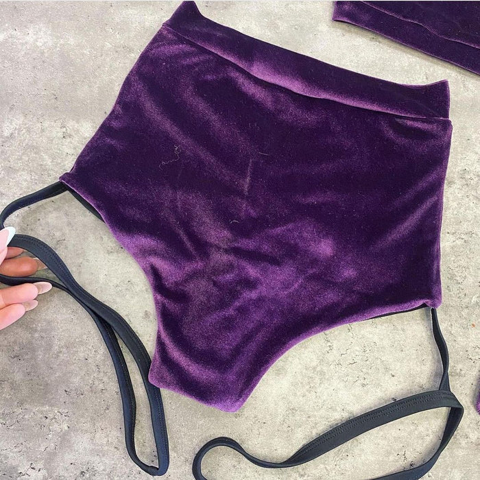 Pole dance velvet top with straps and shorts with garter