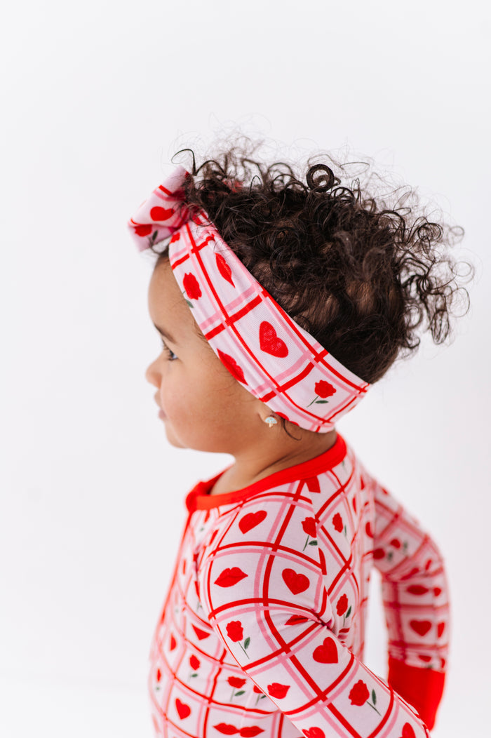 Queen Of Hearts Bow