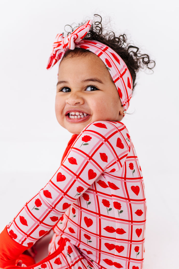 Queen of Hearts Convertible Footies