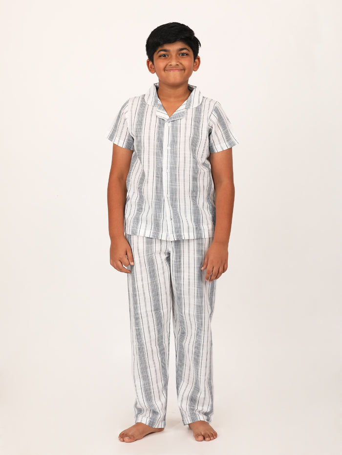 WHITE/BLUE STRIPE