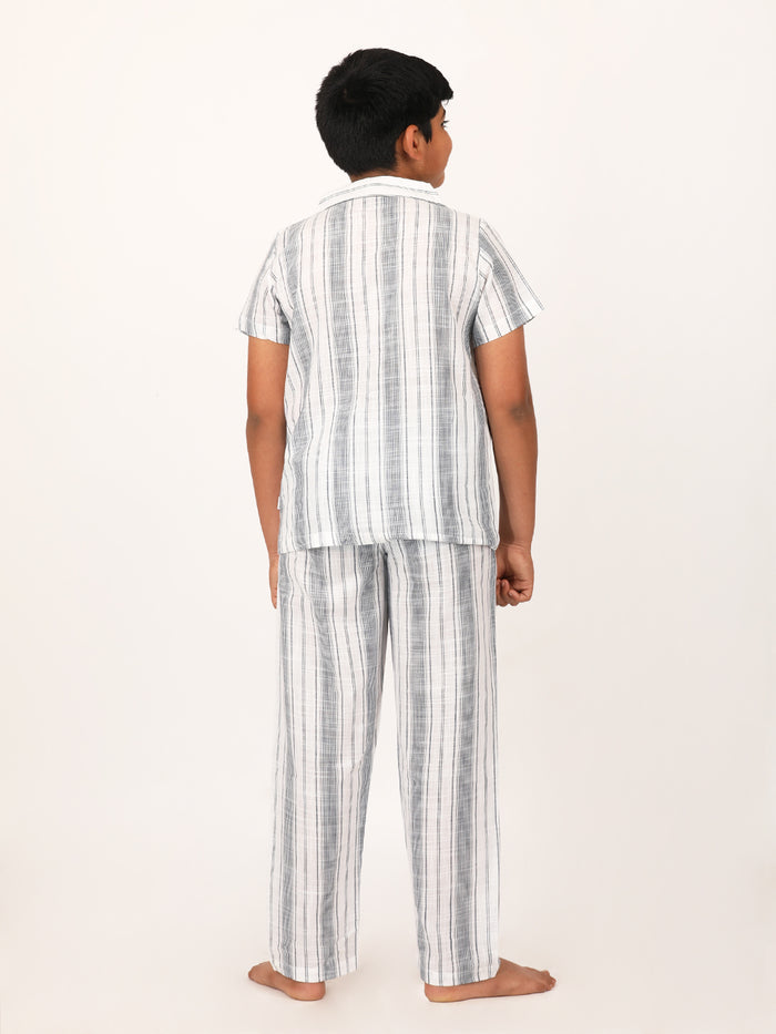WHITE/BLUE STRIPE