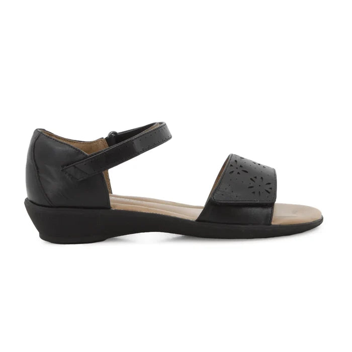 Zelena Sandals Black Leather