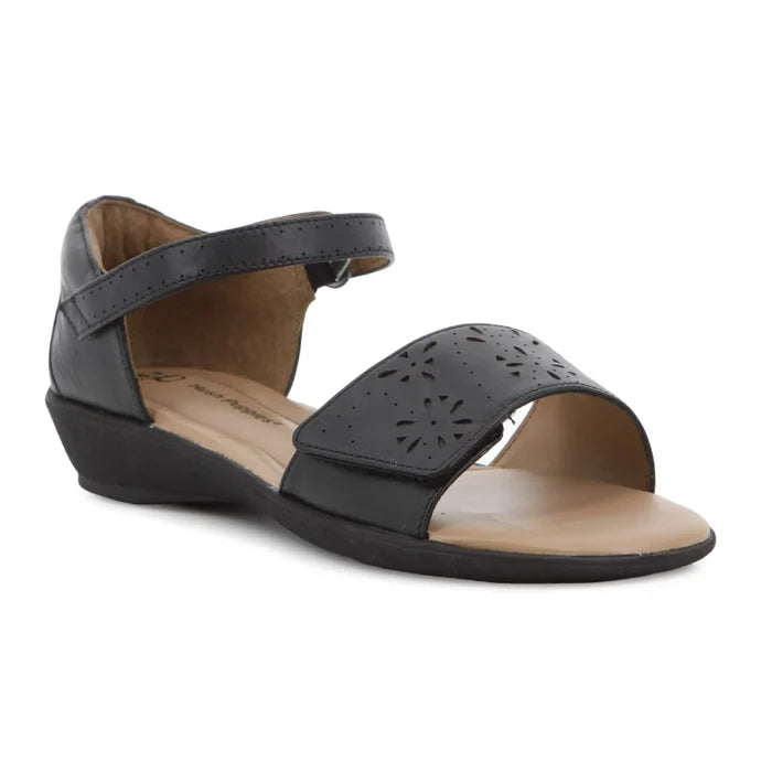 Zelena Sandals Black Leather